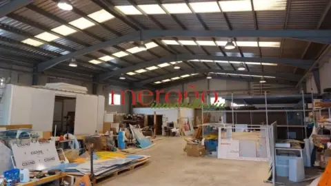 Nave industrial en Poligono Faima