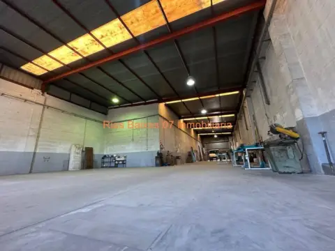 Nave industrial en Tameiga