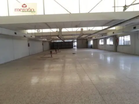 Nave industrial en Poligono Carrus