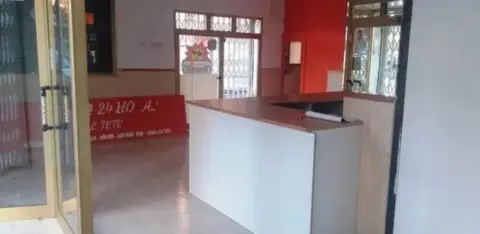 Local comercial en Plaza Barcelona