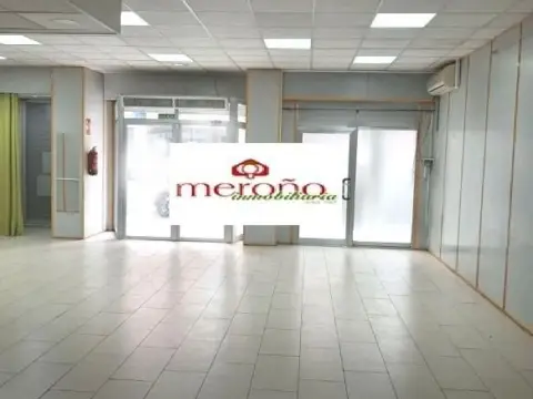 Local comercial en Altabix