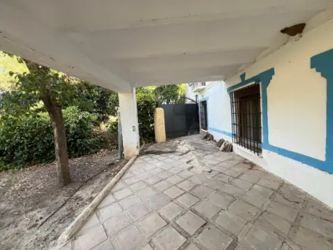 Casa en Polígono - Alrededores - Pedanías