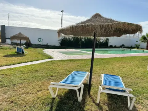 Casa en Bobadilla - Bobadilla Estación - La Joya