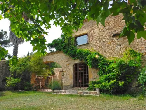 Chalet en calle Carretera Bisbal