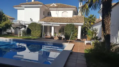 Chalet en Centro