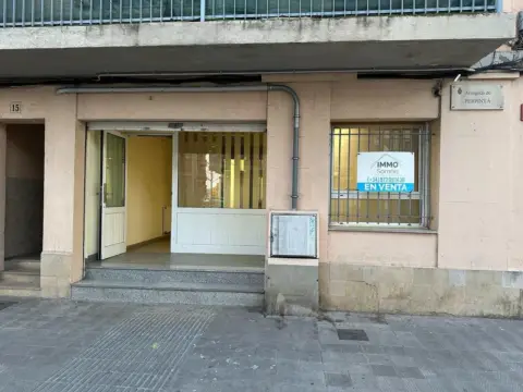 Local comercial en Avinguda de Perpinyà
