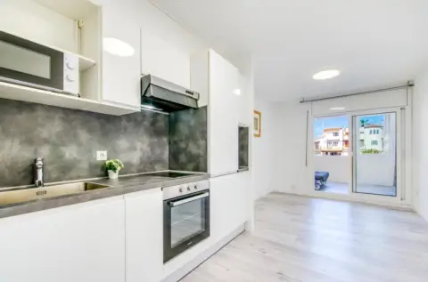 Estudio en calle Poblat Tipic-C