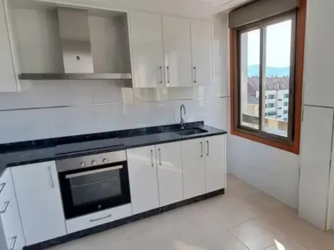 Dúplex en calle del Río LIMIA