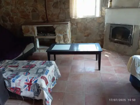 Casa adosada en calle Sauce