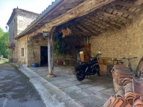 Chalet en Barrio de la Borleña Salcedillo