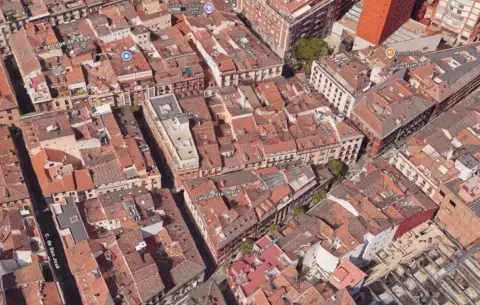 Edificio en Huertas-Cortes