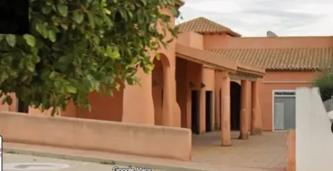 Local comercial en Urbanizacion Las Kalendas