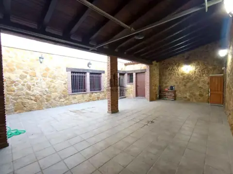 Chalet en Sagrajas