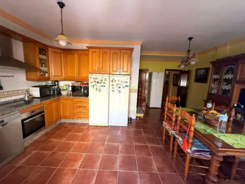 Chalet en calle Higueras