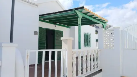 Casa pareada en calle de Dinamarca, 5