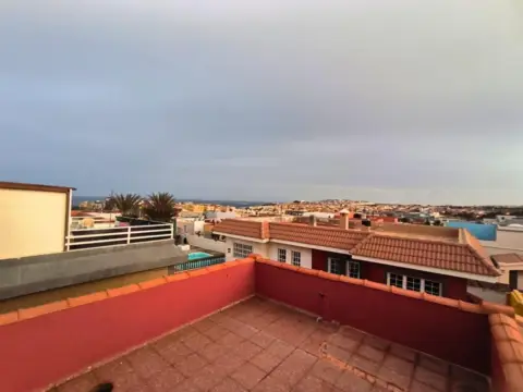 Chalet en calle Gladiolo