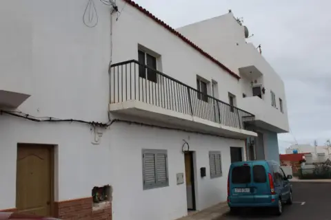 Casa adosada en calle Gran Canaria