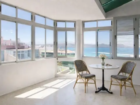 Apartamento en calle Luis Morote, 52