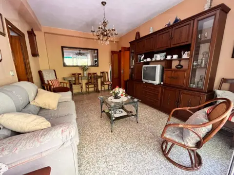 Piso en Avenida de los Almogávares