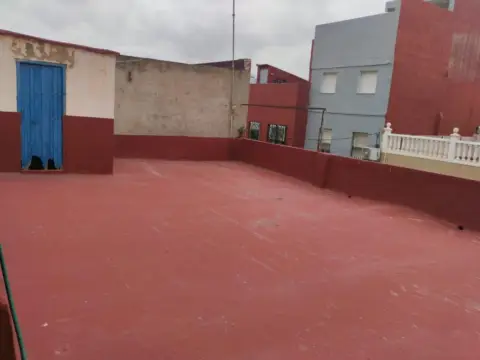 Piso en calle -