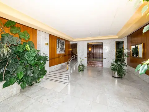 Piso en Avenida de Miguel Ángel Blanco, 6