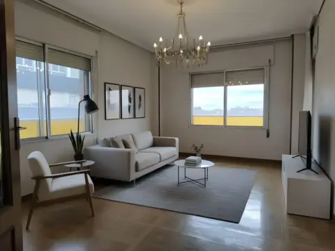 Piso en Avenida de Miguel Ángel Blanco, 6