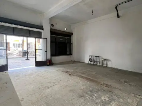 Local comercial en Los Boliches