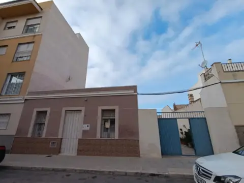 Casa en Venta en Torrellano-Valverde-Parc Empresarial