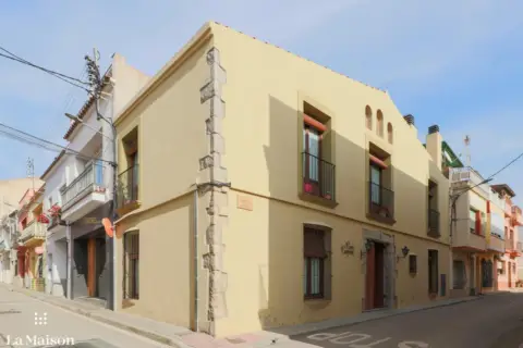 Casa en calle Amselm Clavé, nº S/N