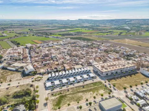 Chalet en Venta en Los Alcázares