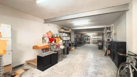 Local comercial en calle de Rafael Sánchez Seva