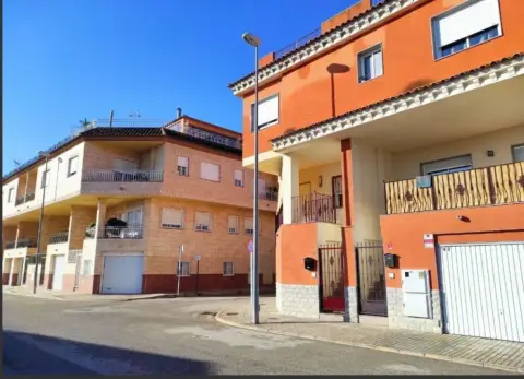 Dúplex en Alquiler en Granja de Rocamora