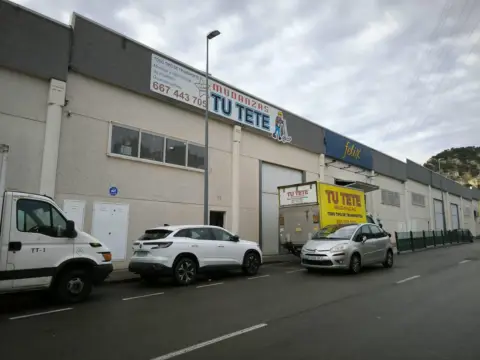 Nave industrial en calle Filà Cordón