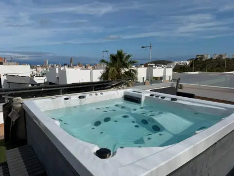 Casa en calle Brasil