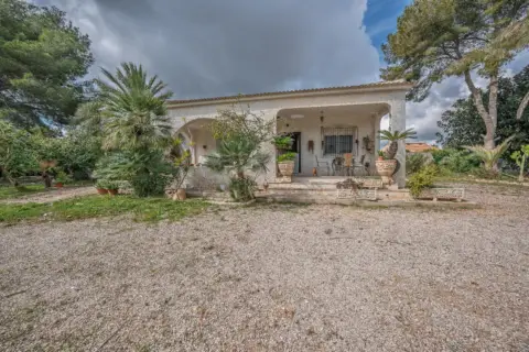 Chalet en Venta en Los Dolses-Montezenia-Lomas de Cabo