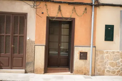 Casa adosada en Carrer de Betlem, 10