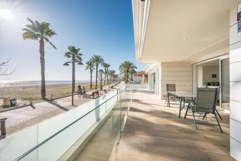 Chalet en Venta en Playa Grande-Castellar