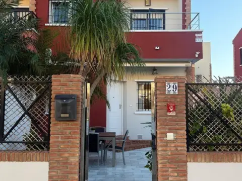 Casa adosada en calle de Margarita, 29