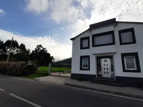 Chalet en calle Lg San Fiz, nº 32