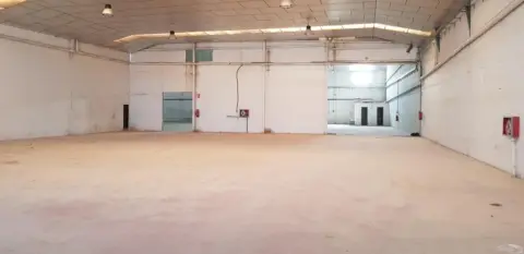 Nave industrial en Camino los Yesares