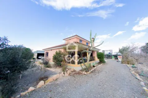 Chalet en calle Purias