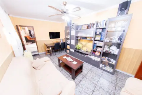 Casa en calle de Ortega Melgarés, 1