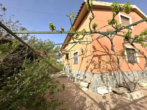 Casa en Camino Villaespesa, 2