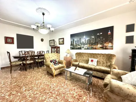 Piso en calle Floridablanca, 10