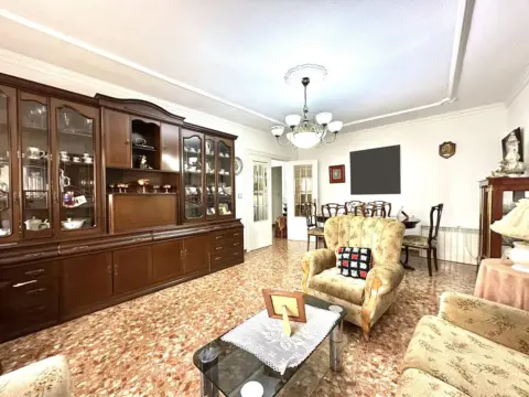 Piso en calle Floridablanca, 10