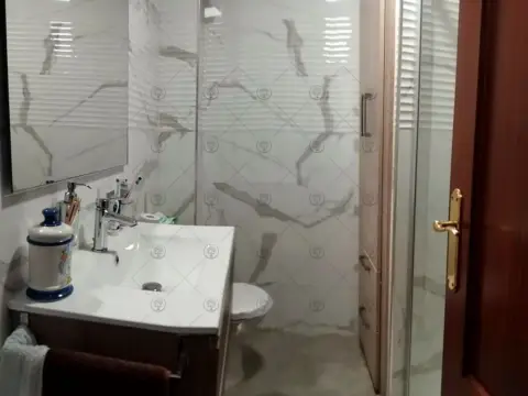Piso en calle Jesús Hermida