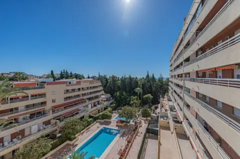 Piso en calle Camilo José Cela