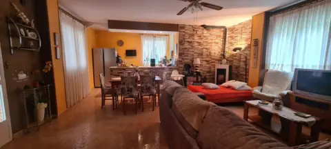 Finca rústica en calle de las Pimpolladas