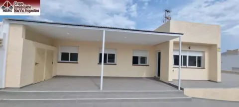 Casa adosada en Bello Horizonte