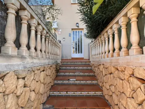 Casa pareada en Montahud